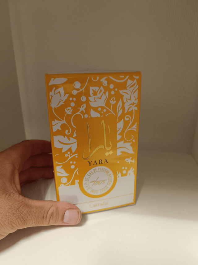 Pack parfum : 1 Yara jaune + 1 diffuseur parfum d'intérieur