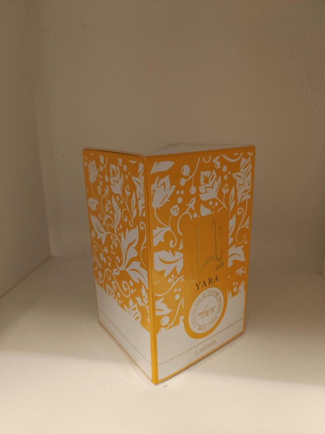 Pack parfum : 1 Yara jaune + 1 diffuseur parfum d'intérieur