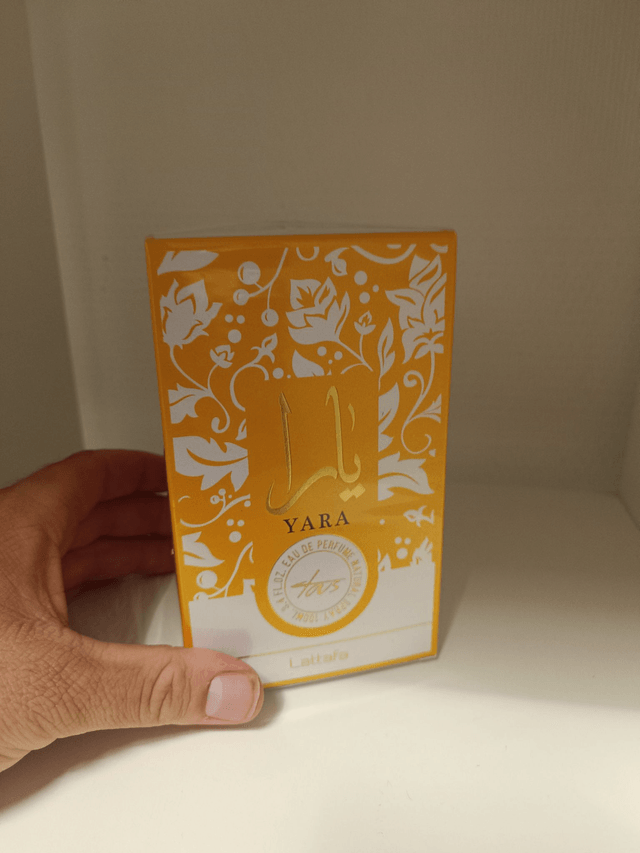 Eau de parfum Yara jaune by Lattafa