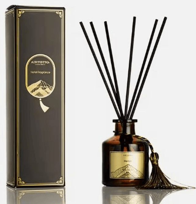 Diffuseur de parfum d&#039;intérieur avec bouteille en verre ambré