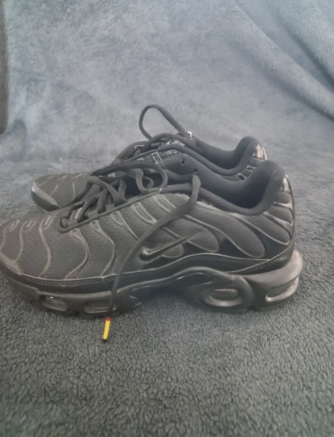 TN full black pour enfant - Pointure 39