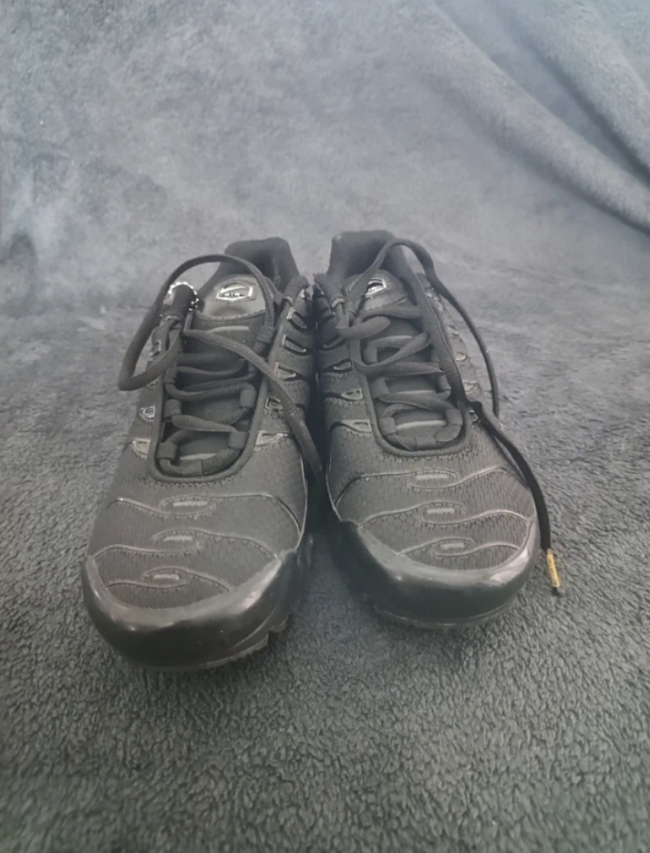 TN full black pour enfant - Pointure 39