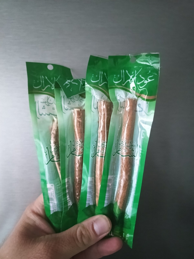 Lot de 4 siwak de la Mecque (goût mentholé)