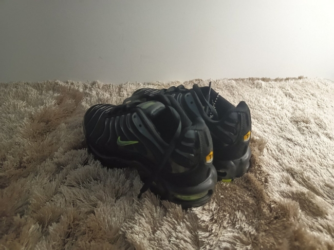 Tn noir et verte - Pointure 38