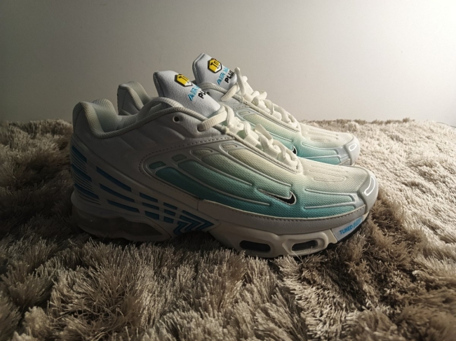 TN Tuned air blanc et bleu - Pointure 40