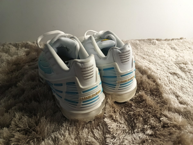 TN Tuned air blanc et bleu - Pointure 40