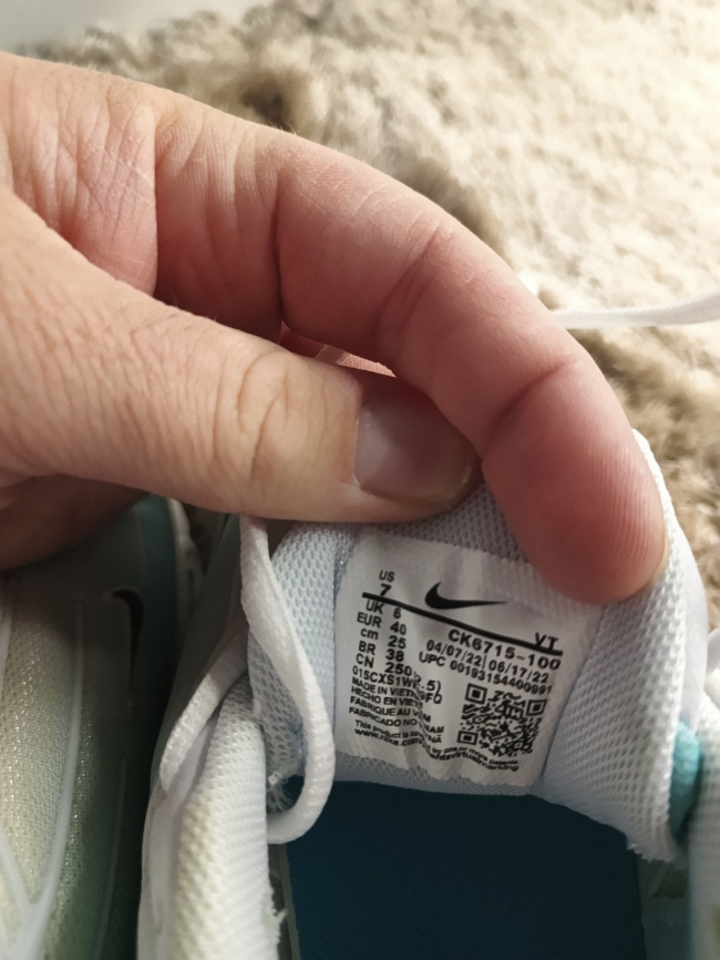 TN Tuned air blanc et bleu - Pointure 40